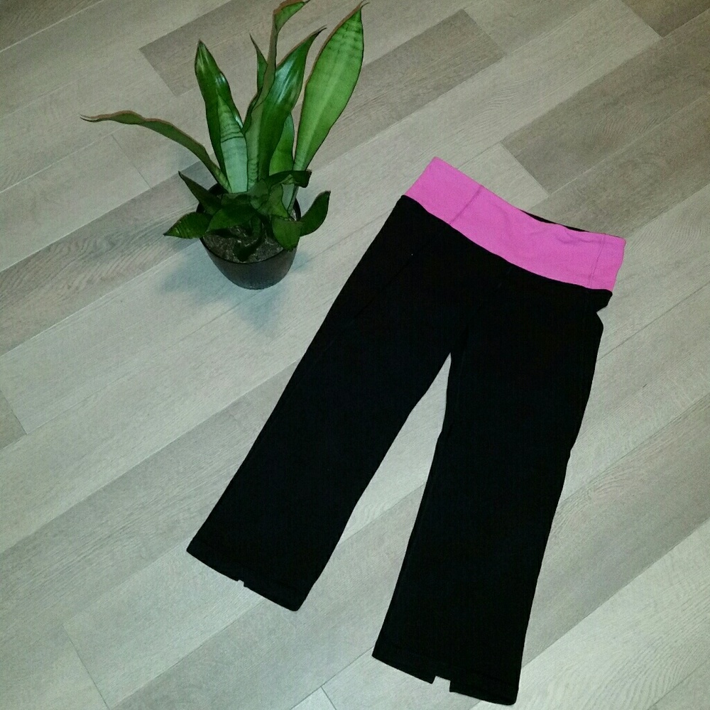 Lululemon Split Calf Capri - image 1